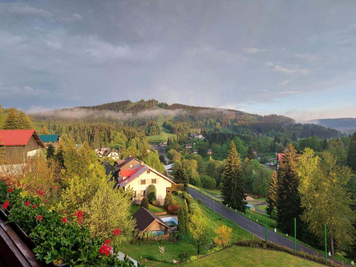 Apartmany Tereza Albrechtice v Jizerskych horach Luaran gambar
